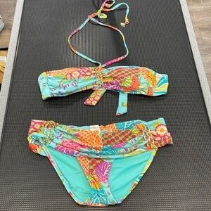 Trina Turk 2-Piece Bikini Floral print gold tone hardware accent Size 8